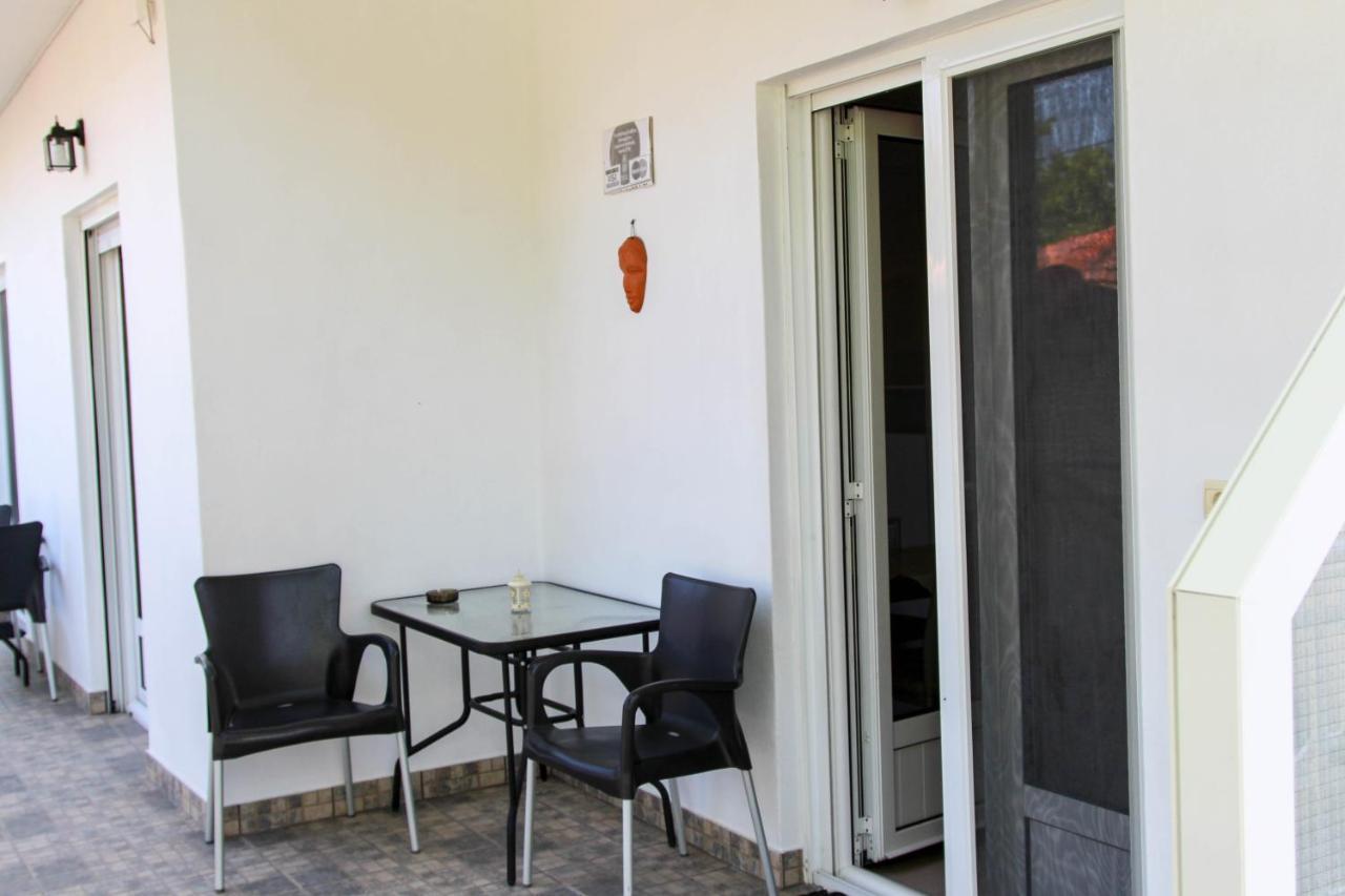 Studios Avra Skala Rachoni  Buitenkant foto